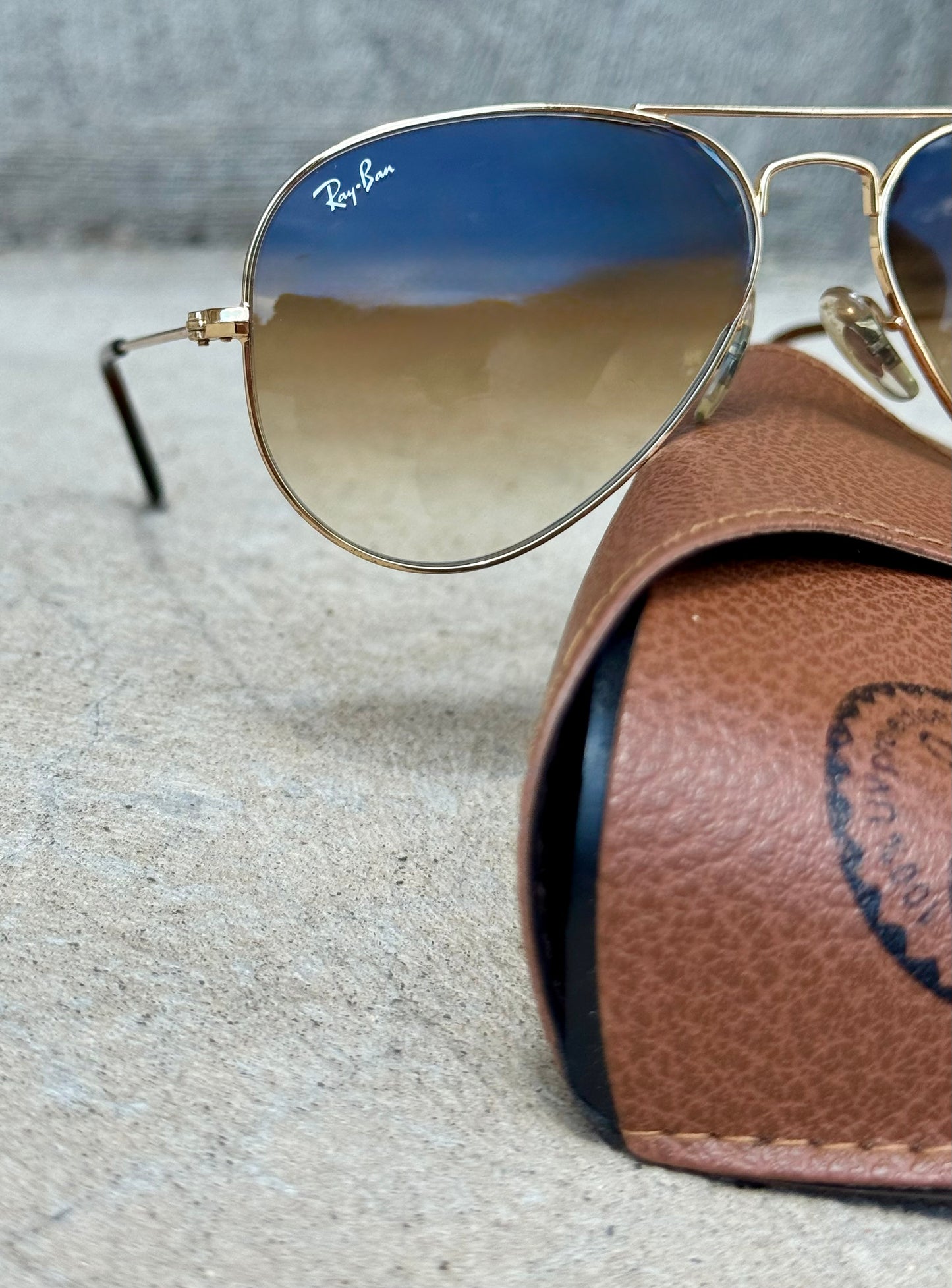 Vintage Ray-Ban Aviators - Gold/Brown