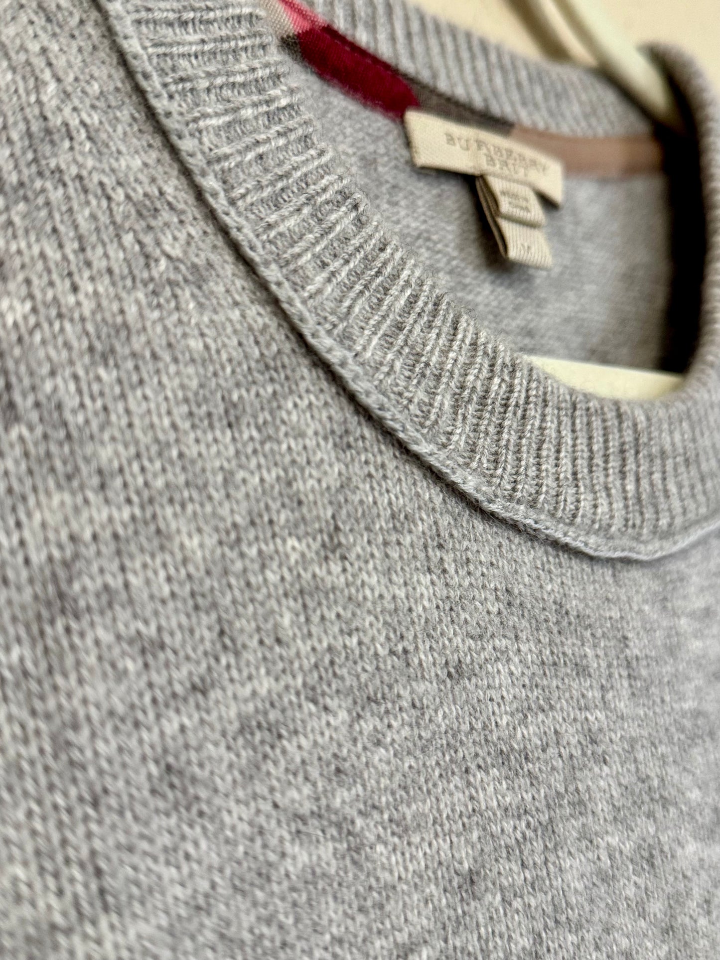 Burberry Brit 100% Cashmere Crew Neck Sweater - sz M