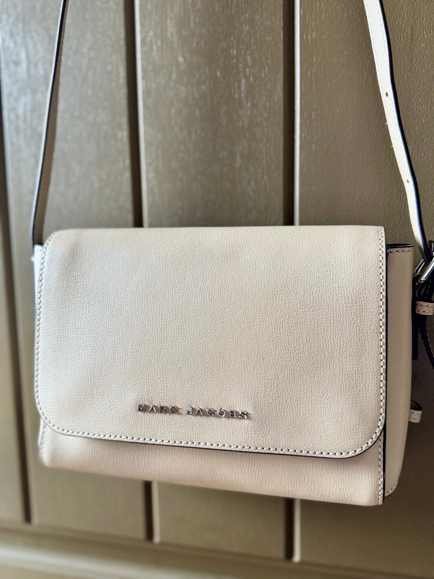 Marc Jacobs Commuter Medium Crossbody Bag (NWOT)