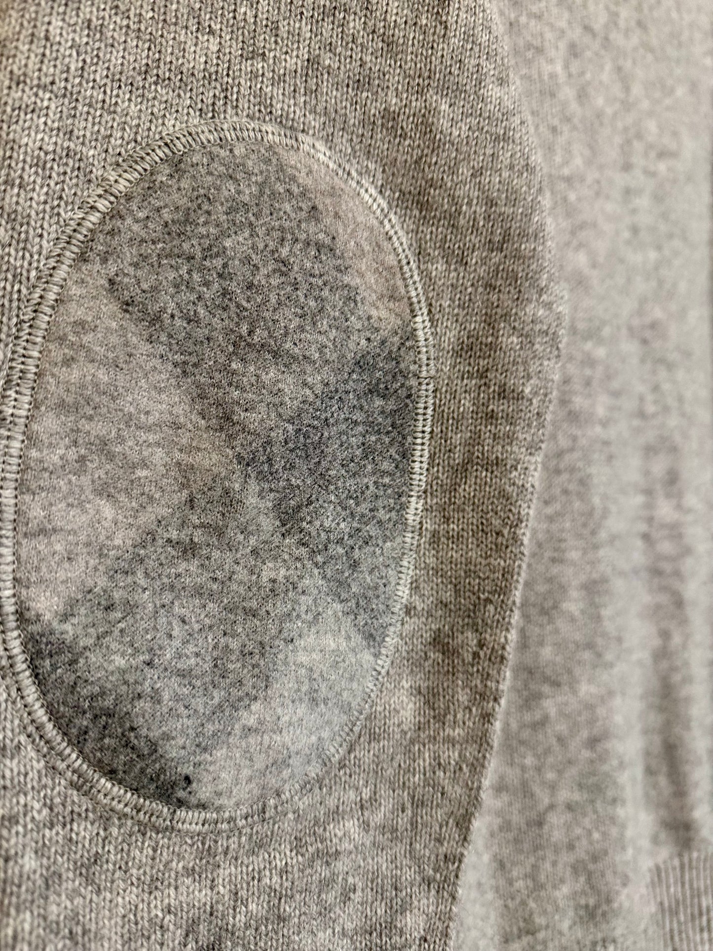 Burberry Brit 100% Cashmere Crew Neck Sweater - sz M
